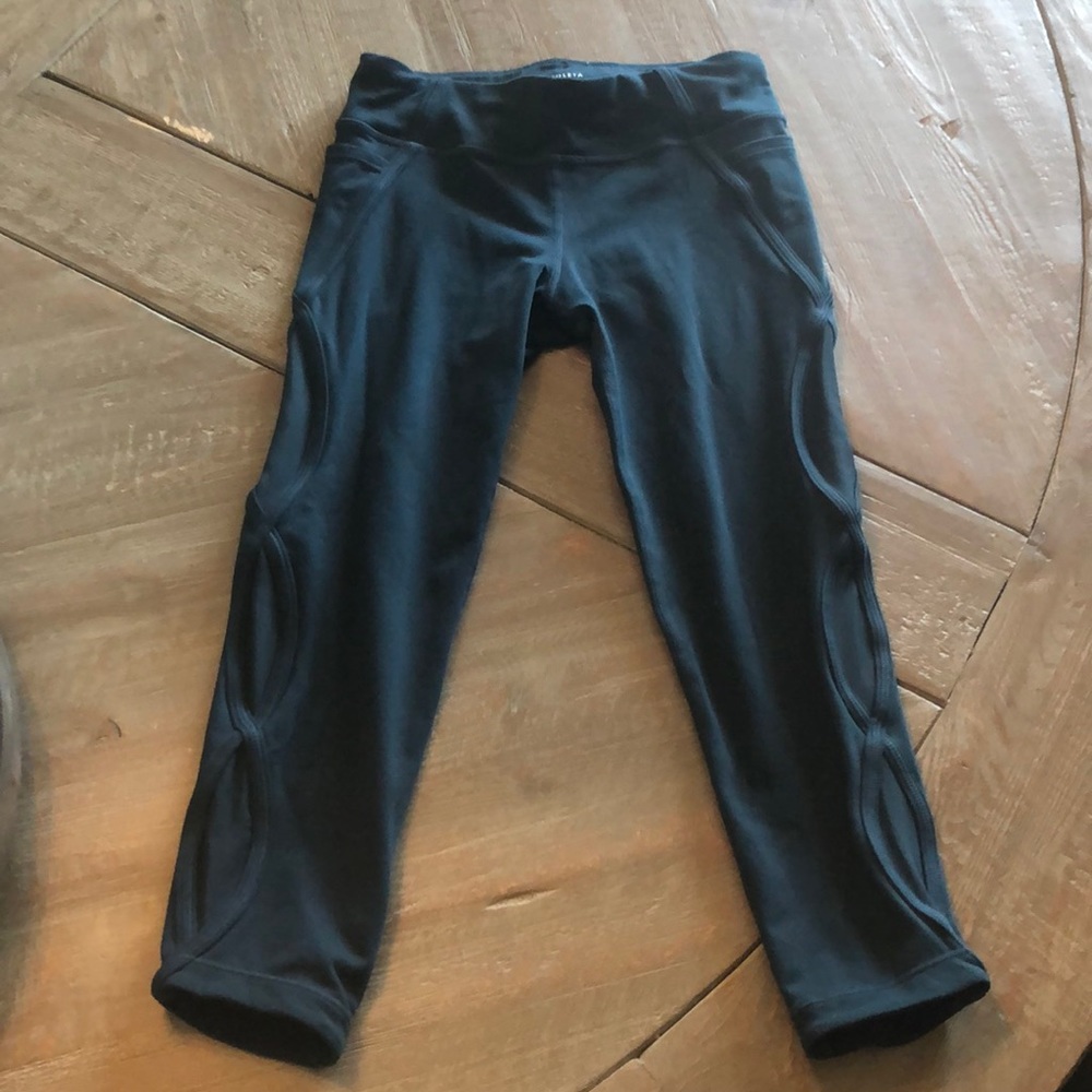 Athleta girl leggings